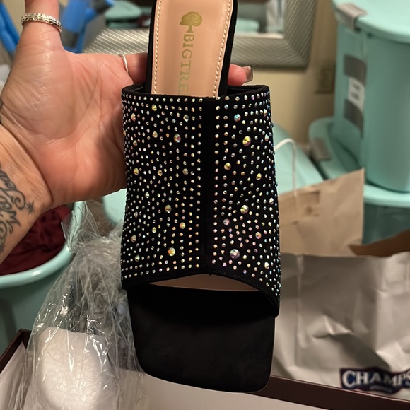 Black sparkly heels open toe and open back - Picture 3 of 5